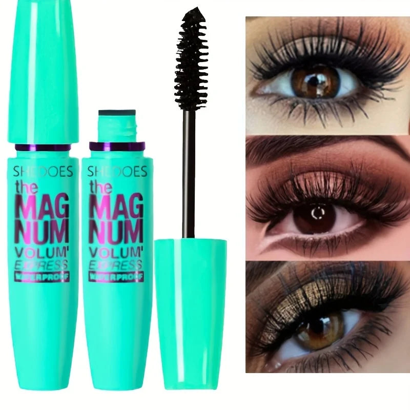Mascara with Curved Brush Wand