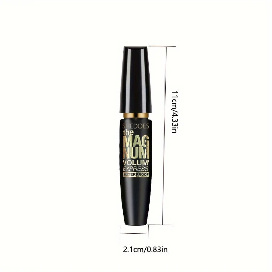 Mascara with Curved Brush Wand